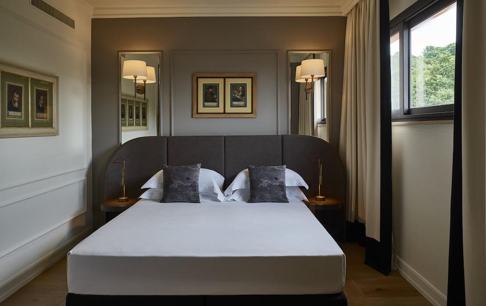 Fonteverde Lifestyle & Thermal Retreat - The Leading Hotels Of The World ซานกัสชาโน ดี บาญญี ภายนอก รูปภาพ A bedroom at the hotel